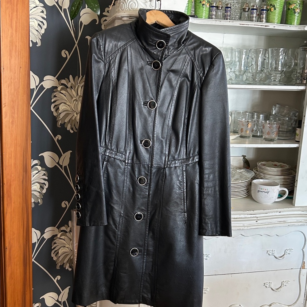 # 145 amazing very classy DANIER leather jacket with a zip out lining - Picture 11 of 13